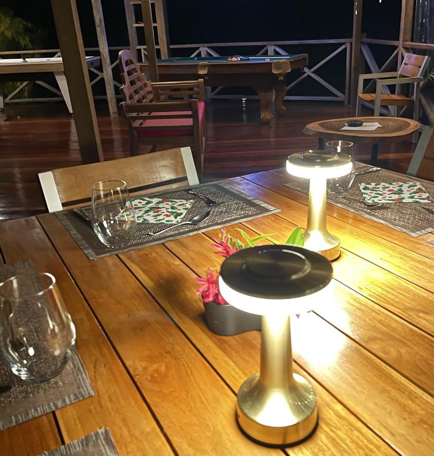 بوكاس تاون Eden Jungle Lodge المظهر الخارجي الصورة