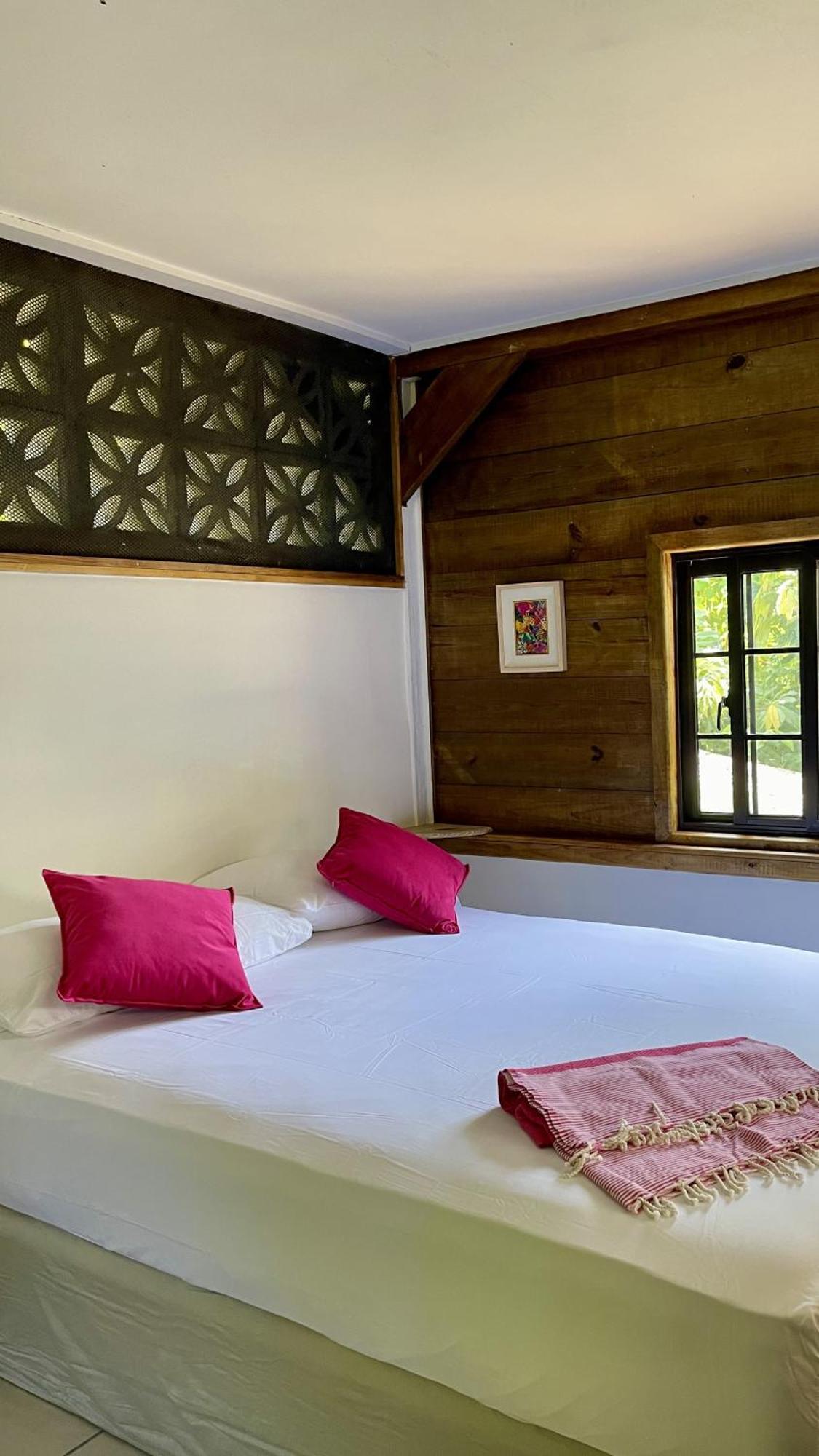 بوكاس تاون Eden Jungle Lodge المظهر الخارجي الصورة
