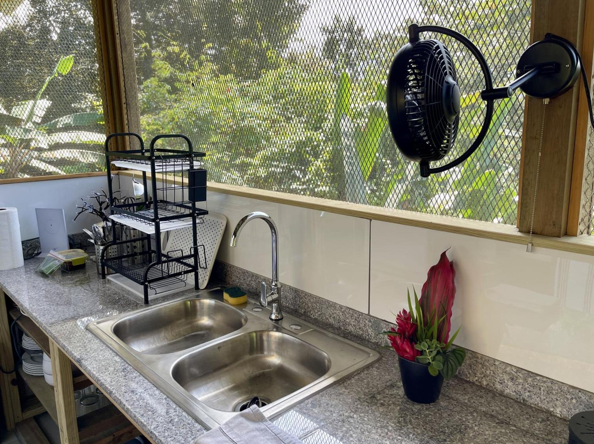 بوكاس تاون Eden Jungle Lodge المظهر الخارجي الصورة